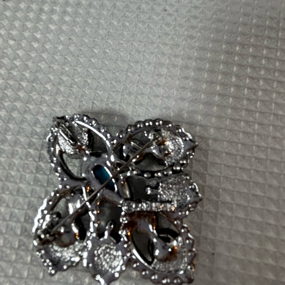 Vintage, western jewelry, Sarah Coventry imperial Catherine pendant - Picture 6 of 6
